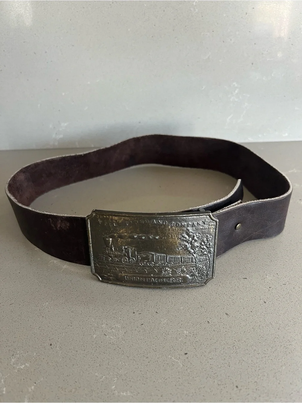Vintage Wells Fargo & Company Union Pacific Railroad Brass Buckle Leather Belt